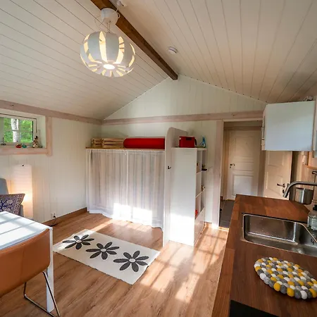 Cozy In Quiet And Beautiful Surroundings Daire Svolvær